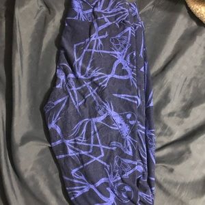 Lularoe nightmare before Christmas leggings